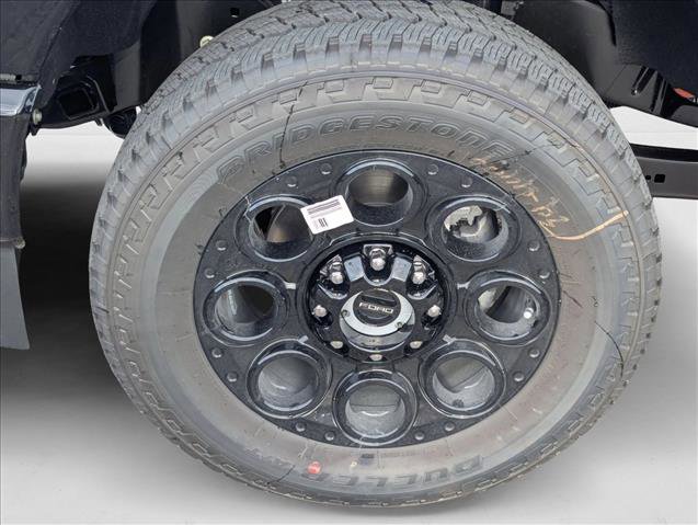 New 2026 Ford F250 Lariat w/ Black Appearance Package image 9