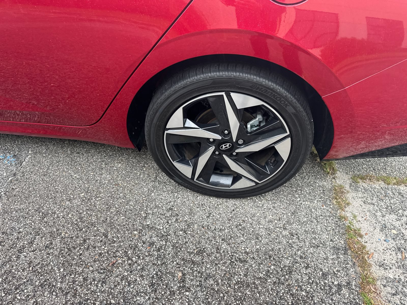 Used 2023 Hyundai Elantra Limited FWD image 19