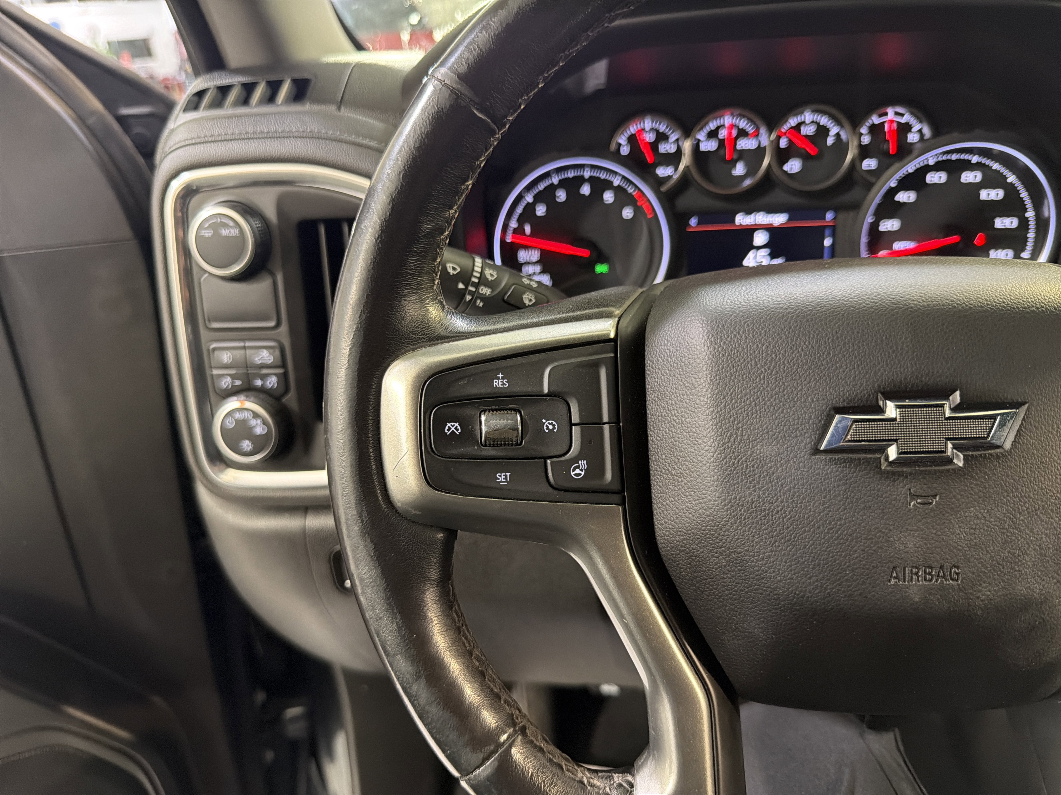 Used 2021 Chevrolet Silverado 1500 RST w/ LPO, Blackout Package image 17