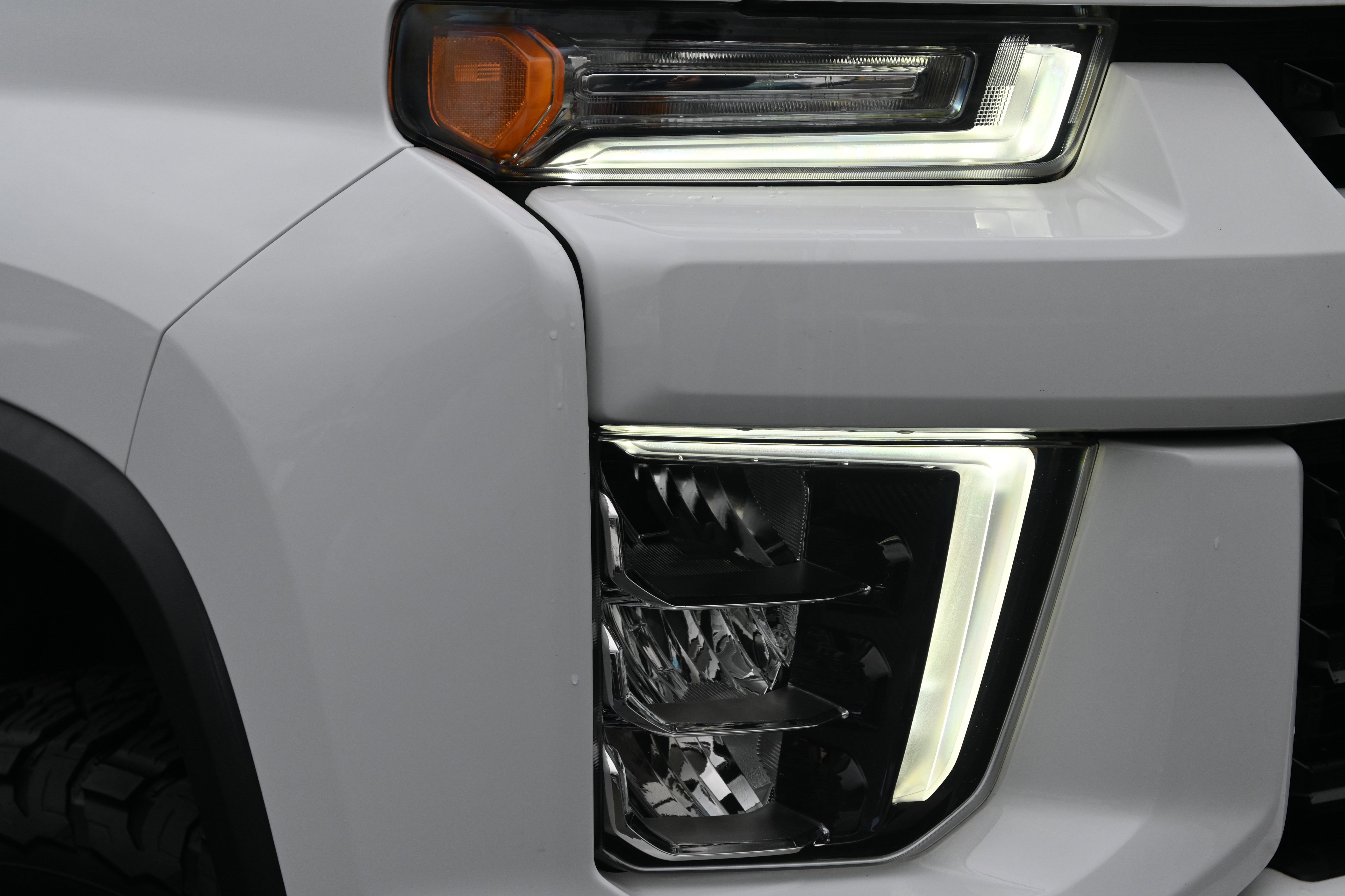 Used 2023 Chevrolet Silverado 2500 LTZ w/ LTZ Plus Package image 12