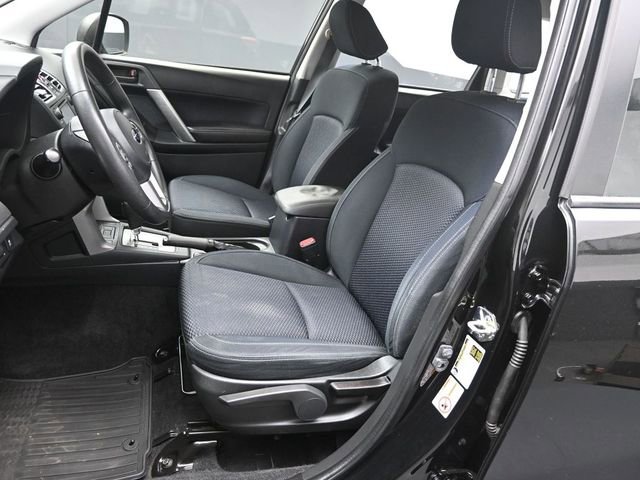 Used 2017 Subaru Forester 2.5i w/ Alloy Wheel Package image 18