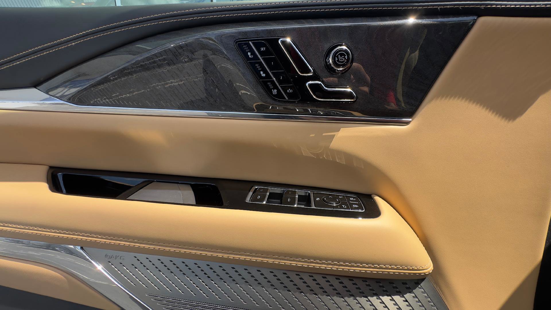 Used 2026 Cadillac Escalade IQL Sport 2 AWD/4WD image 20