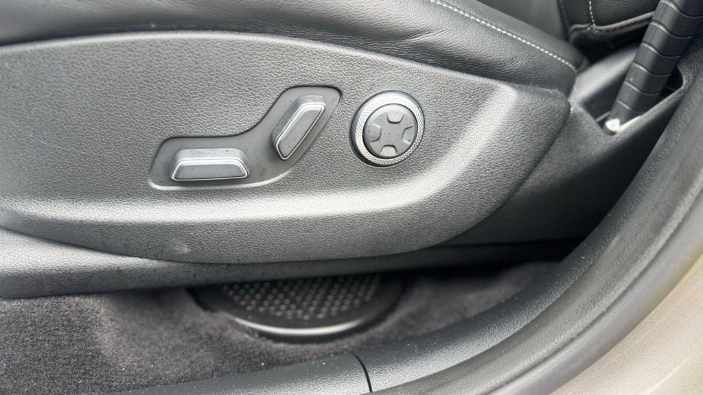 Used 2021 Genesis GV80 3.5T AWD/4WD image 19