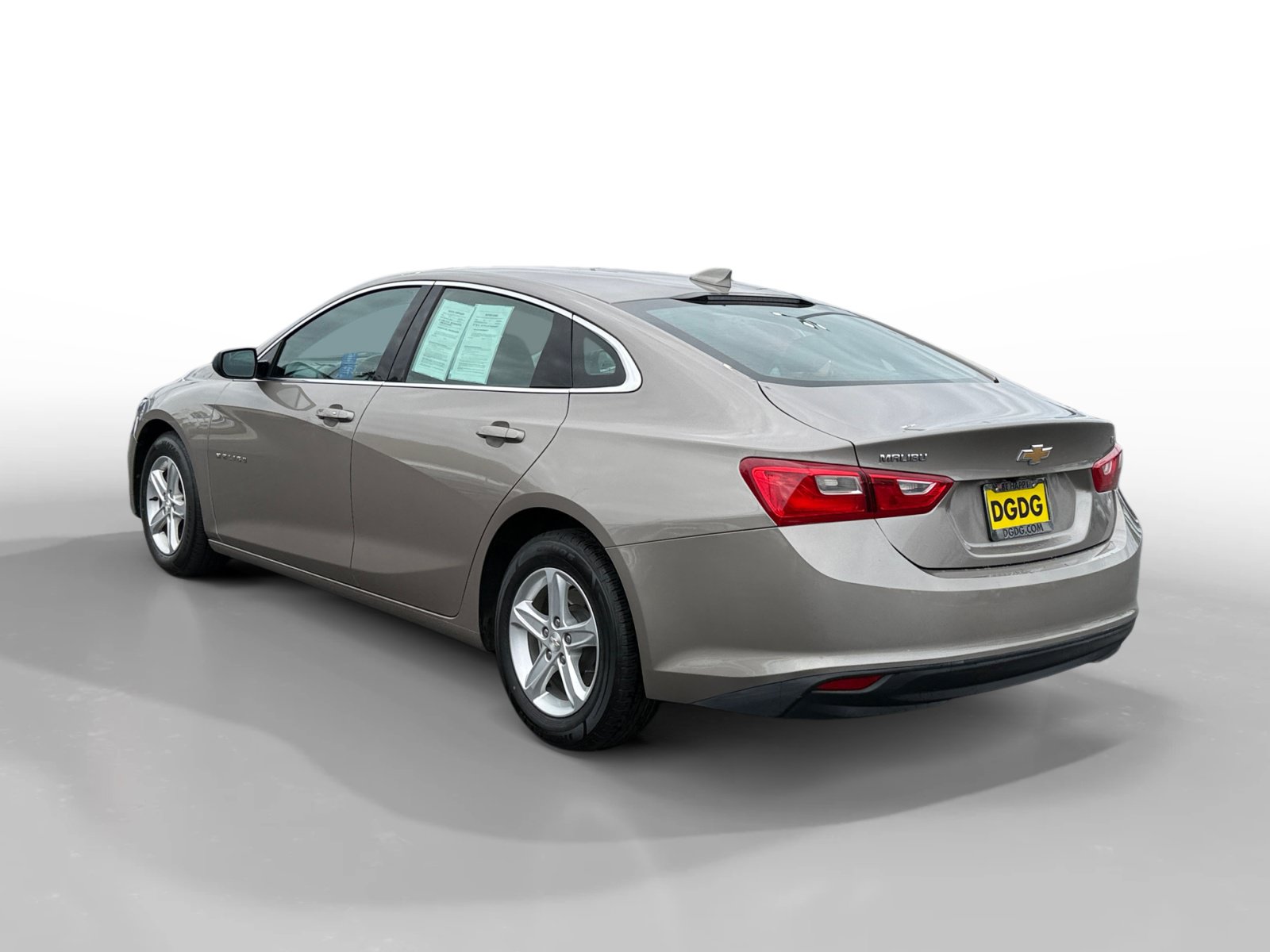 Used 2023 Chevrolet Malibu LT FWD image 3