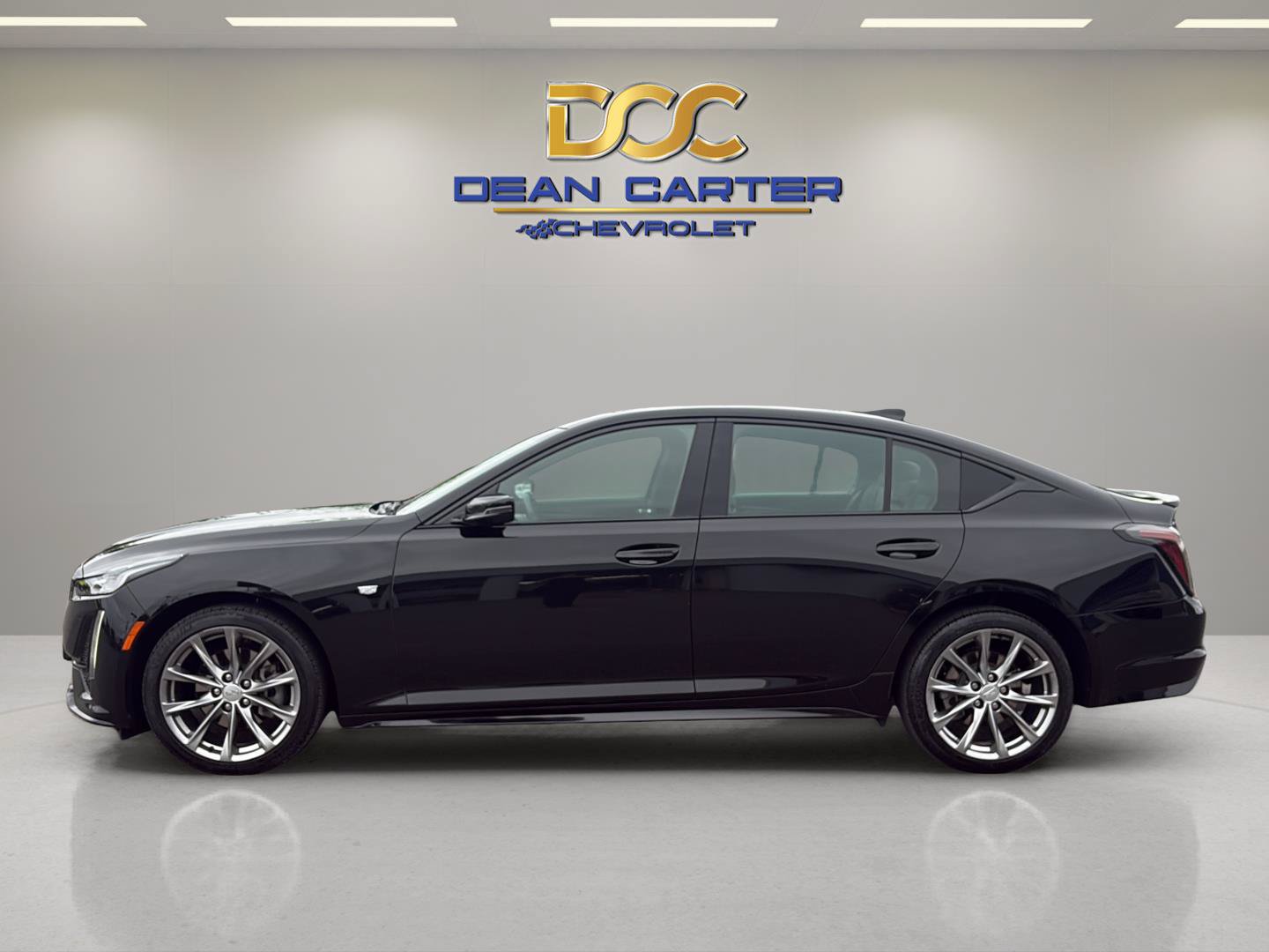 Used 2023 Cadillac CT5 Sport AWD/4WD image 2