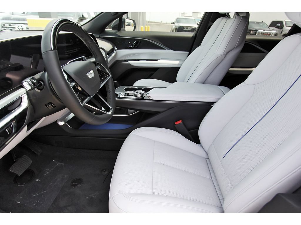 New 2026 Cadillac Lyriq Sport AWD/4WD image 6