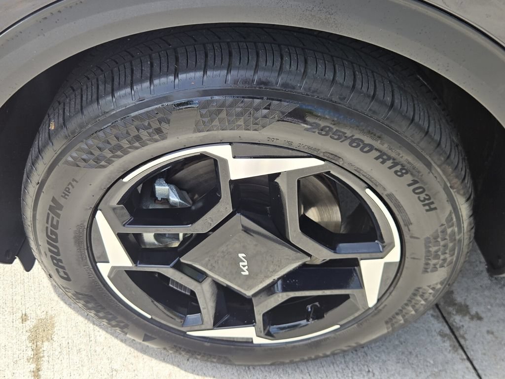 Used 2026 Kia Sportage EX FWD image 10