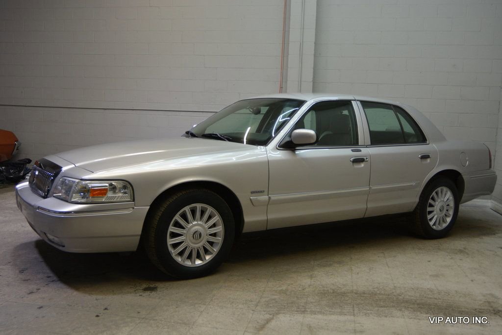 Used 2009 Mercury Grand Marquis LS image 30