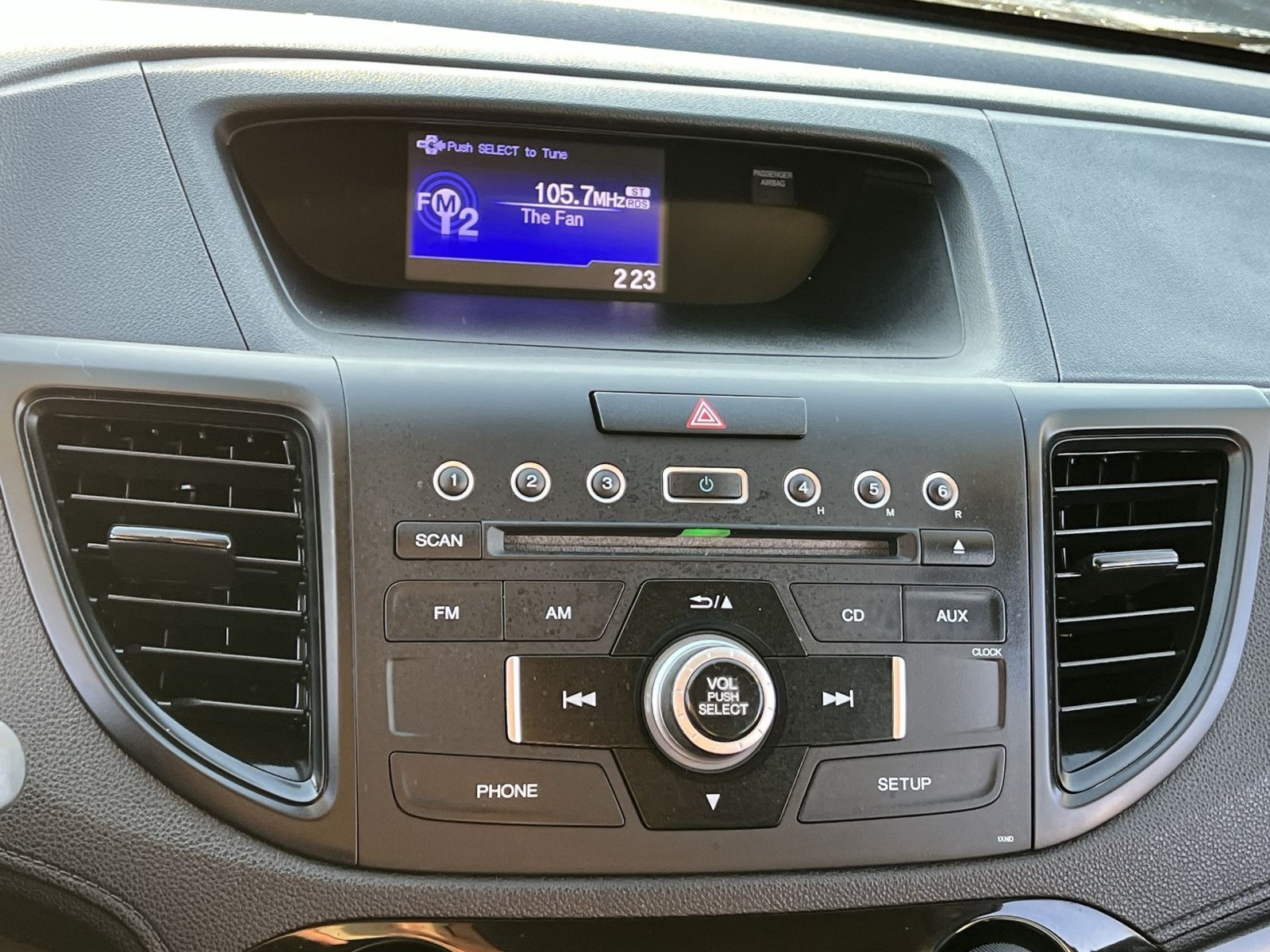 Used 2015 Honda CR-V LX image 18