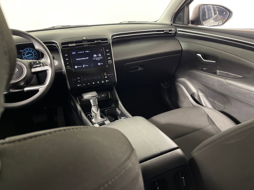 Certified 2024 Hyundai Tucson SEL AWD/4WD image 17