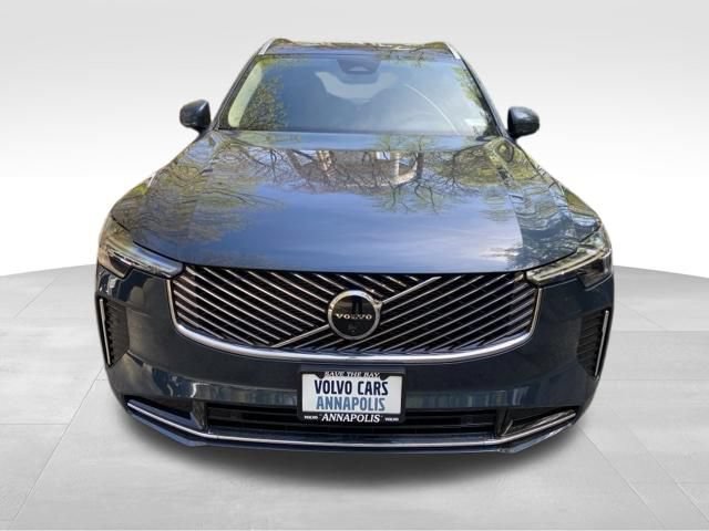 New 2026 Volvo XC90 B6 Plus w/ Protection Package AWD/4WD image 2