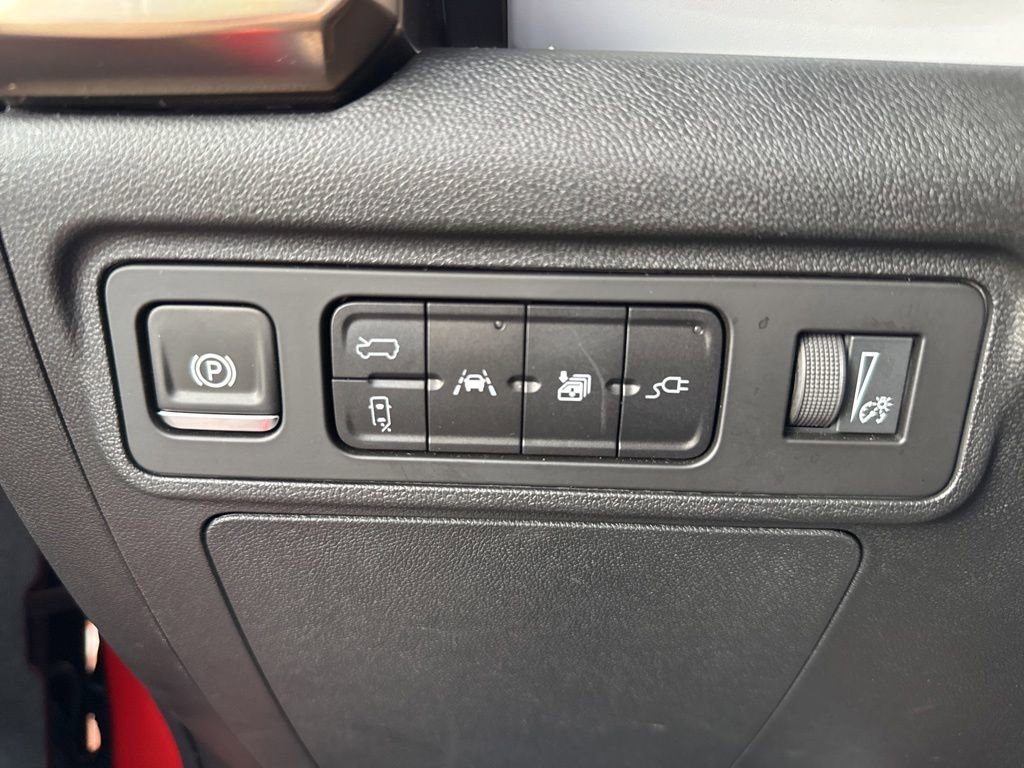 Used 2025 GMC Hummer EV 3X w/ LPO, Dark Essentials Package AWD/4WD image 45