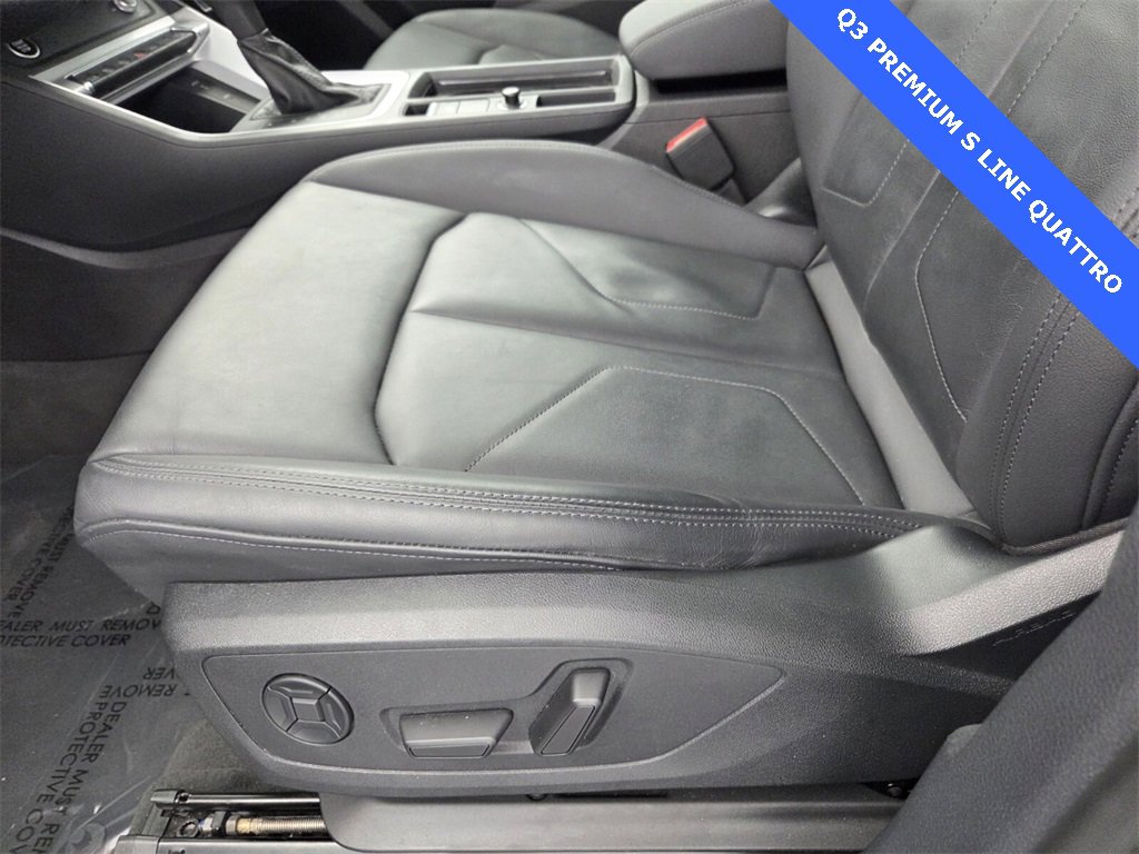 Used 2022 Audi Q3 2.0T Premium w/ Convenience Package image 28