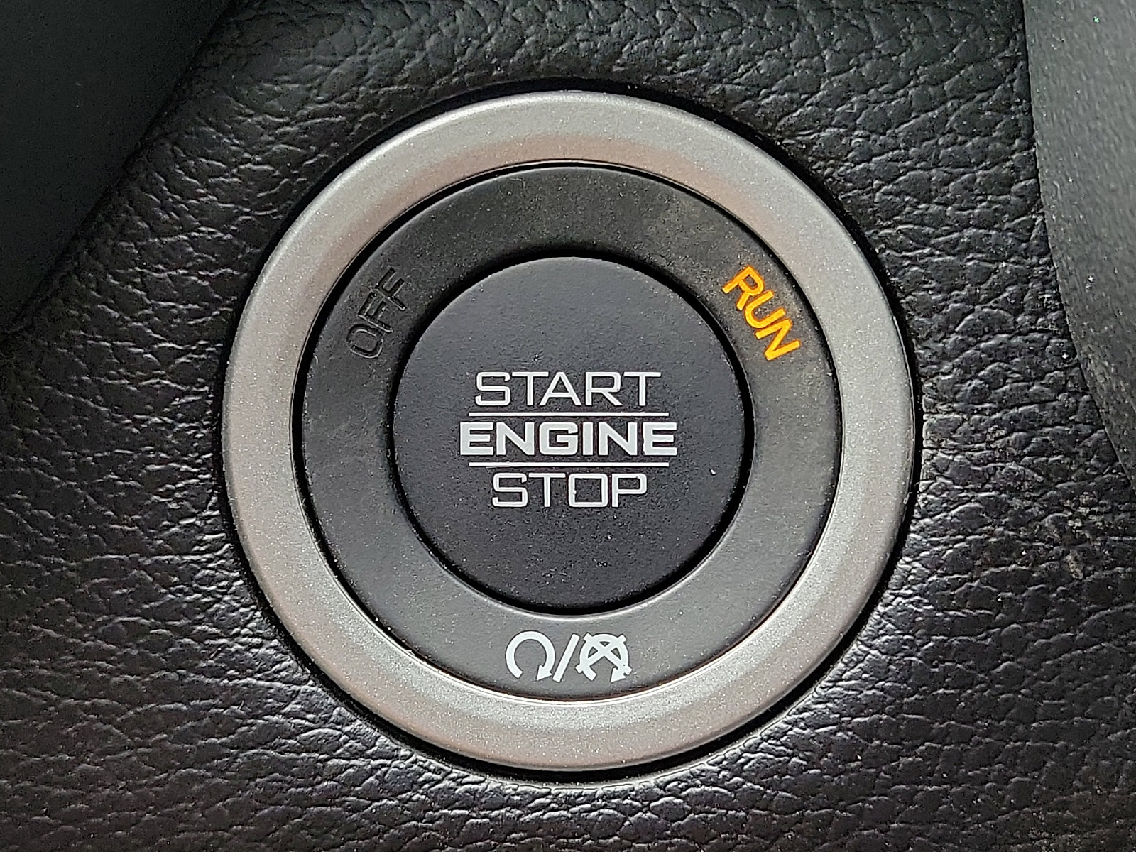 Used 2025 RAM 3500 Laramie w/ Night Edition image 17