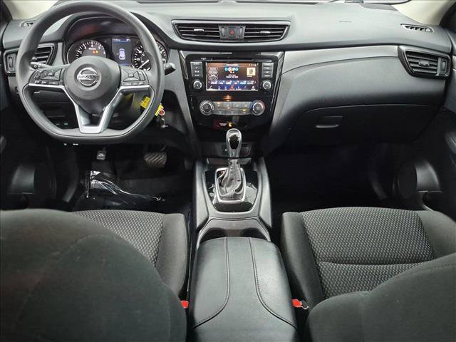 Used 2020 Nissan Rogue Sport S w/ Appearance Package FWD image 17