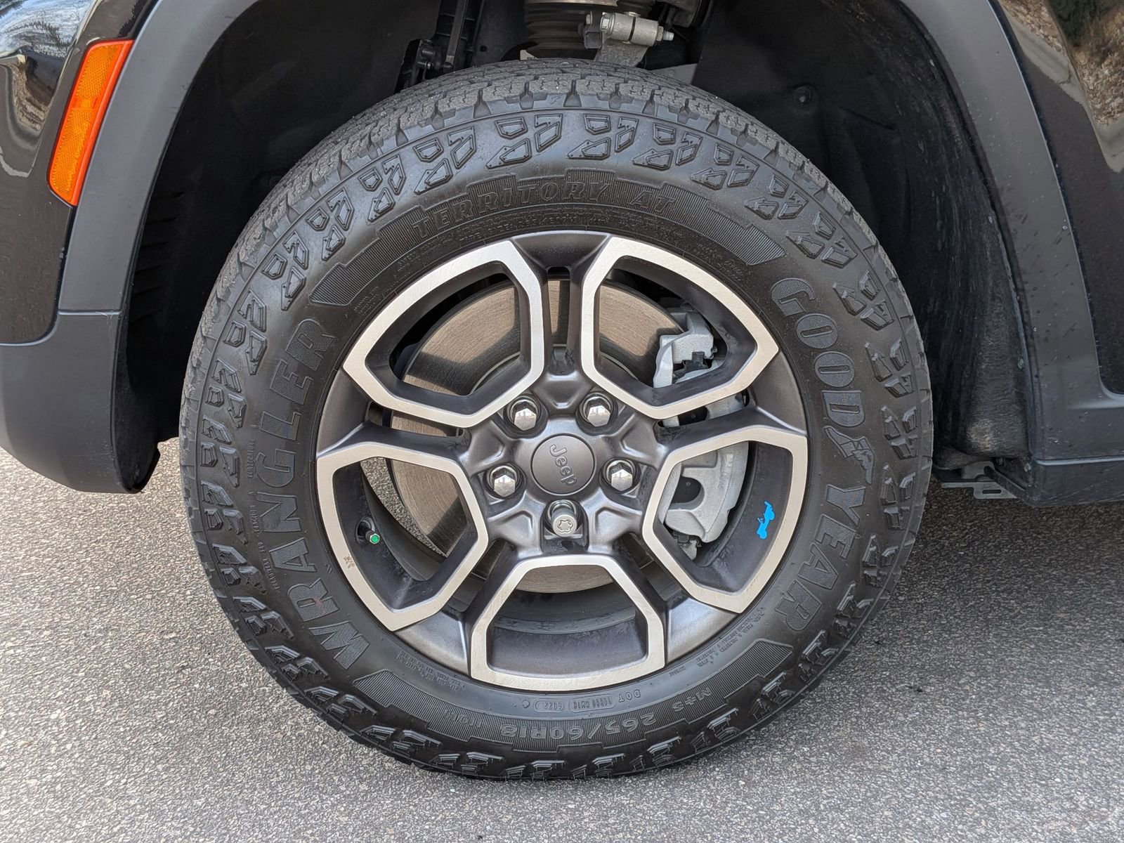 Used 2023 Jeep Grand Cherokee Trailhawk image 10