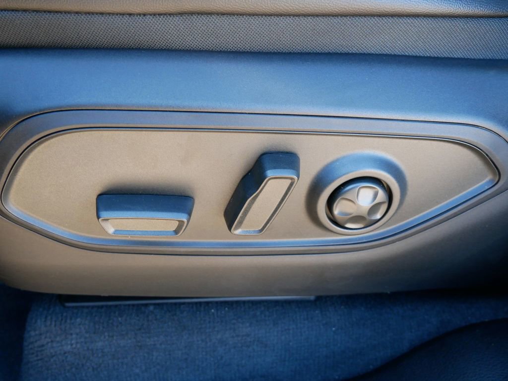 New 2025 Jeep Grand Cherokee Laredo image 35