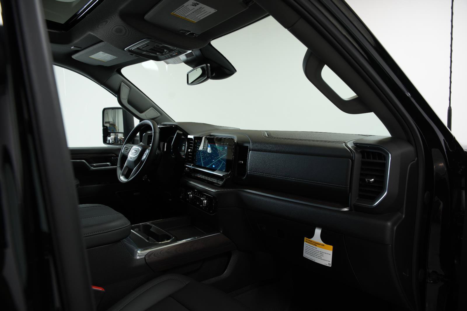 New 2025 GMC Sierra 2500 SLT w/ SLT Premium Package image 17