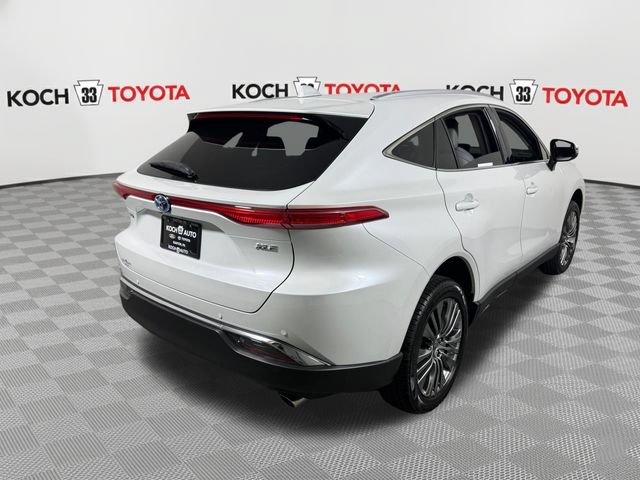 Certified 2024 Toyota Venza XLE AWD/4WD image 8