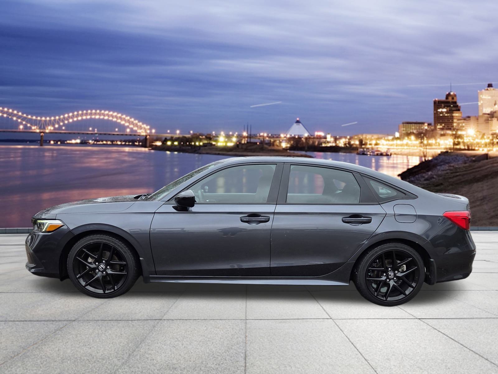 Used 2022 Honda Civic Sport image 2