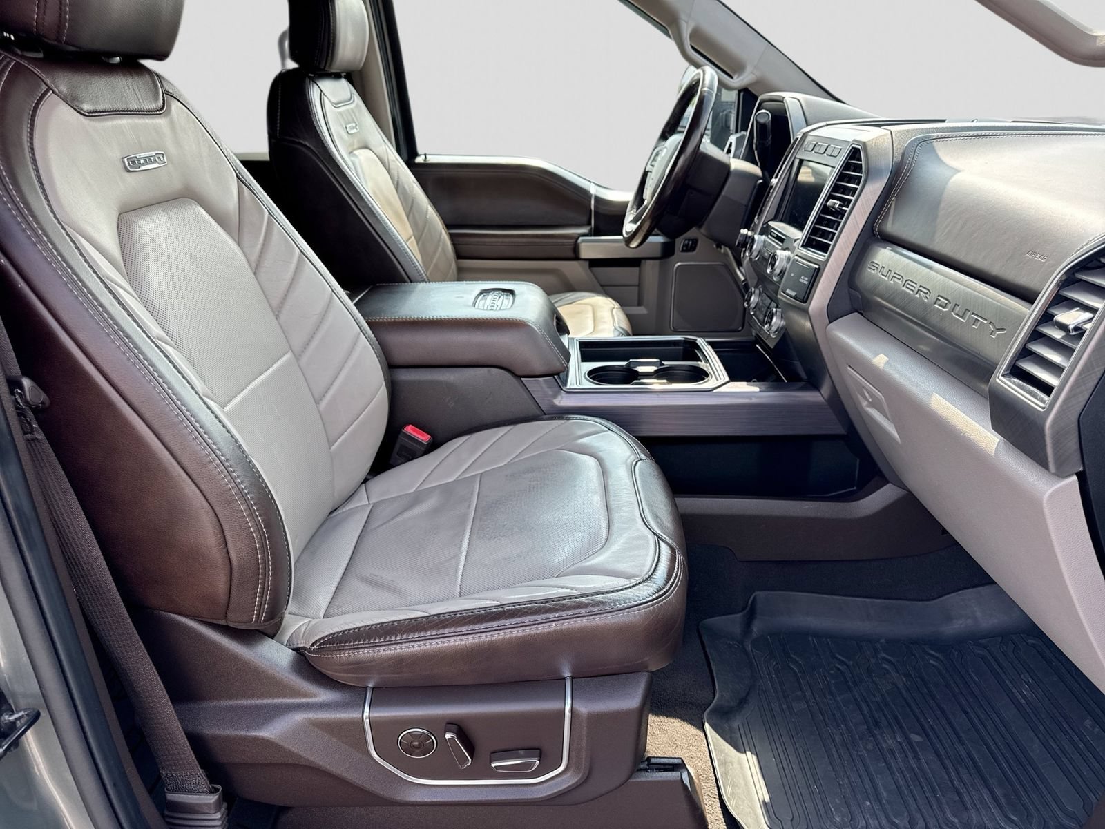 Used 2019 Ford F350 Limited AWD/4WD image 27