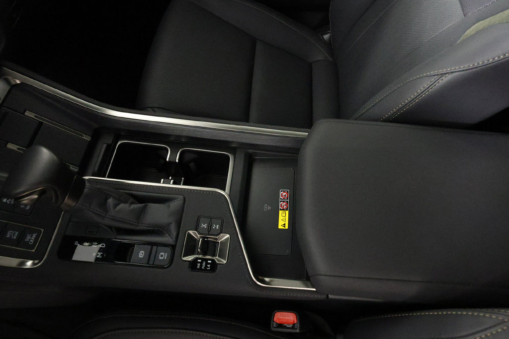 Used 2026 Lexus GX 550 AWD/4WD image 33