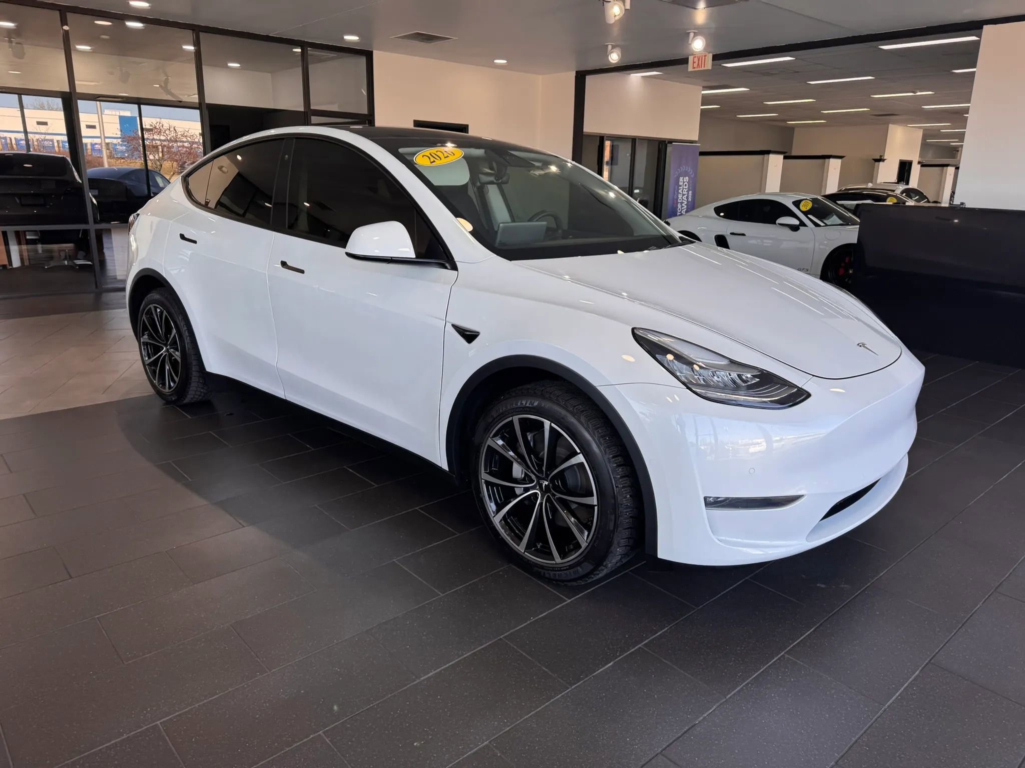 Used 2020 Tesla Model Y Long Range image 6