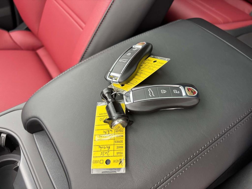 New 2026 Porsche Cayenne image 52