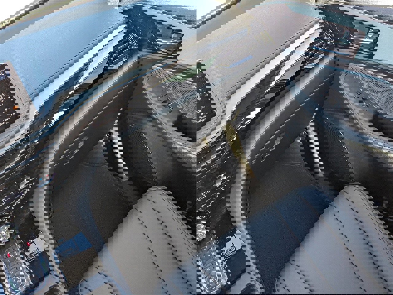 Certified 2025 Acura MDX FWD image 20