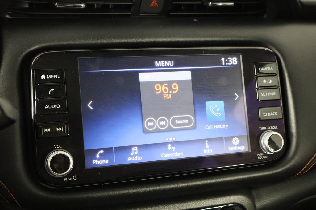 Used 2022 Nissan Kicks SR image 27