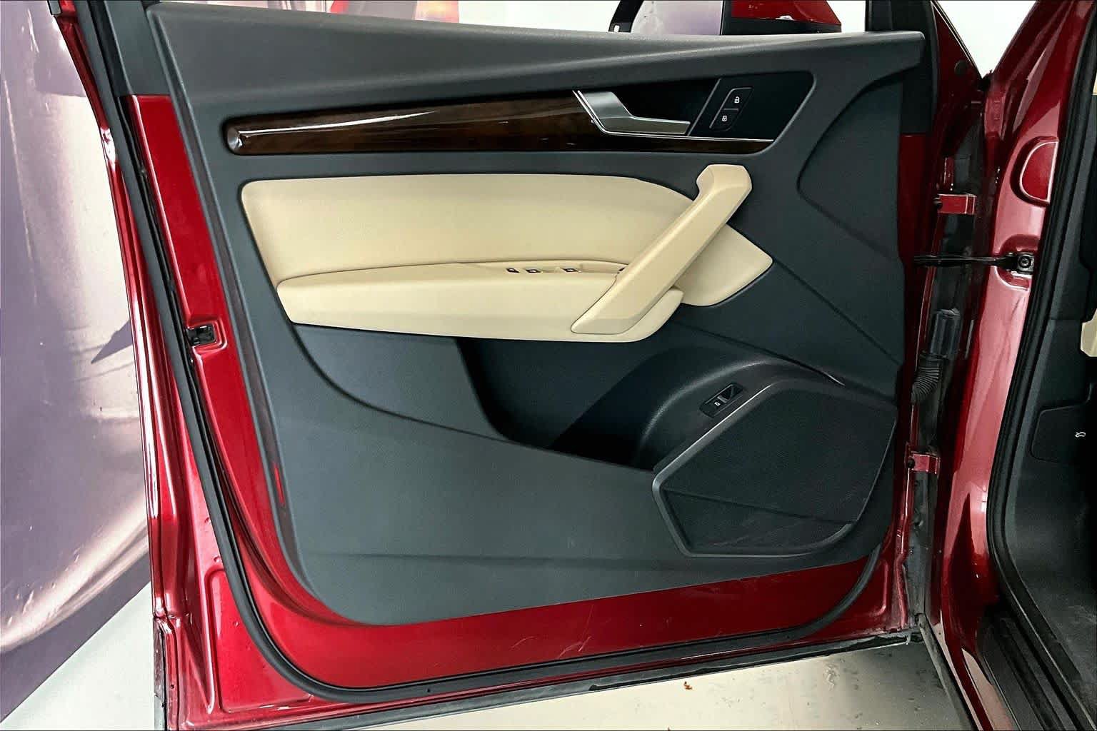 Used 2019 Audi Q5 2.0T Premium AWD/4WD image 23