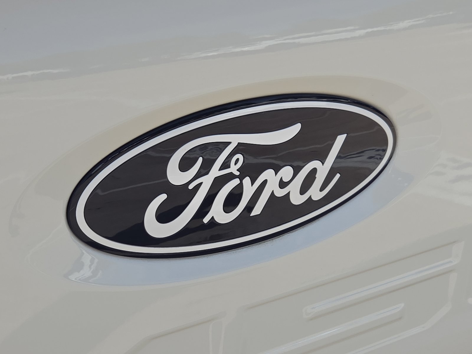 Used 2025 Ford F150 Platinum w/ Equipment Group 703A Plus AWD/4WD image 23