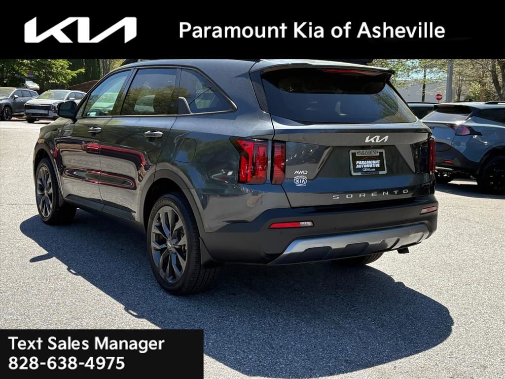Certified 2022 Kia Sorento X-Line EX image 4