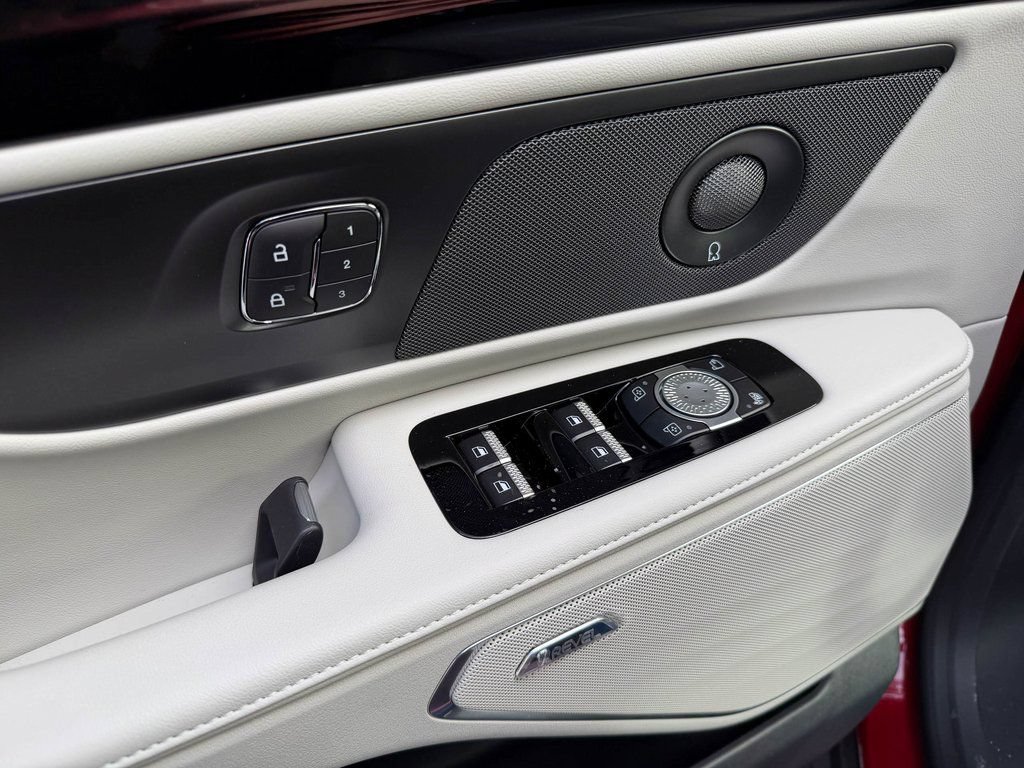 New 2026 Lincoln Nautilus Premier w/ Equipment Group 102A AWD/4WD image 12