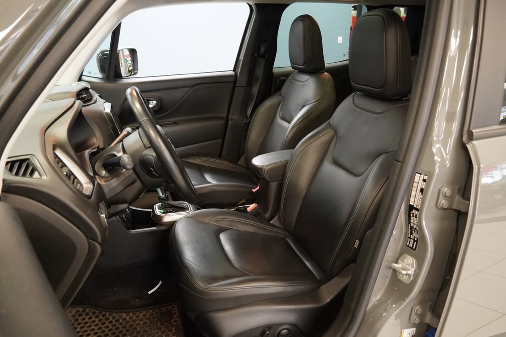 Used 2022 Jeep Renegade Limited w/ Sun, Sound & Wheels Group image 3