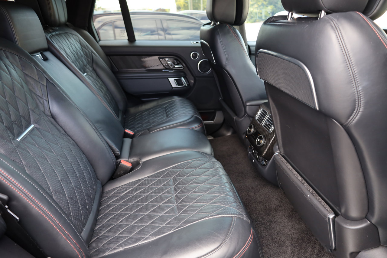 Used 2020 Land Rover Range Rover SV Autobiography Dynamic image 33