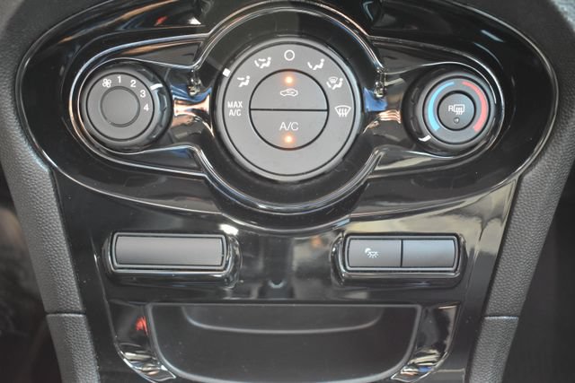 Used 2019 Ford Fiesta SE w/ Equipment Group 201A FWD image 27