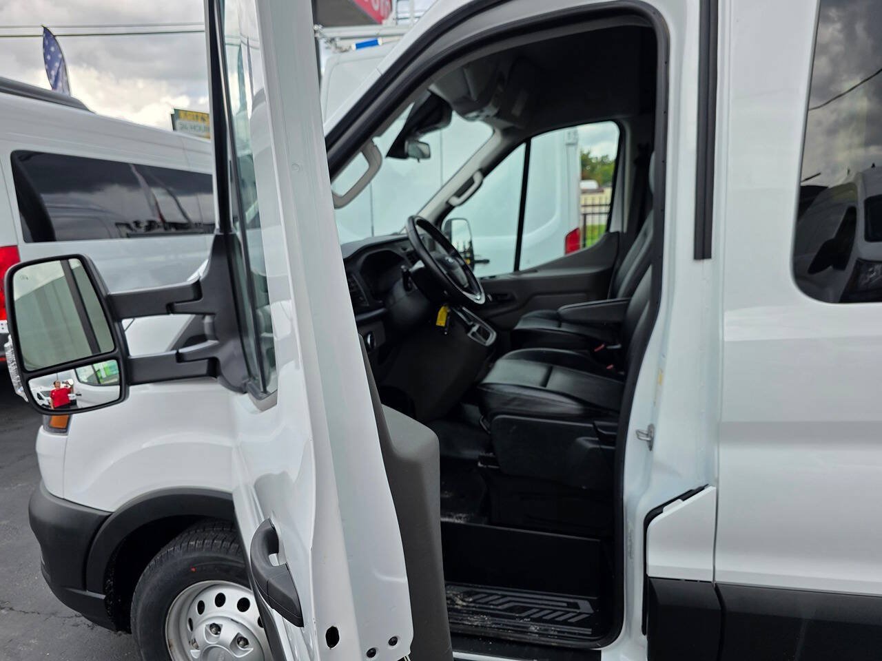 Used 2024 Ford Transit 250 148 High Roof AWD image 16