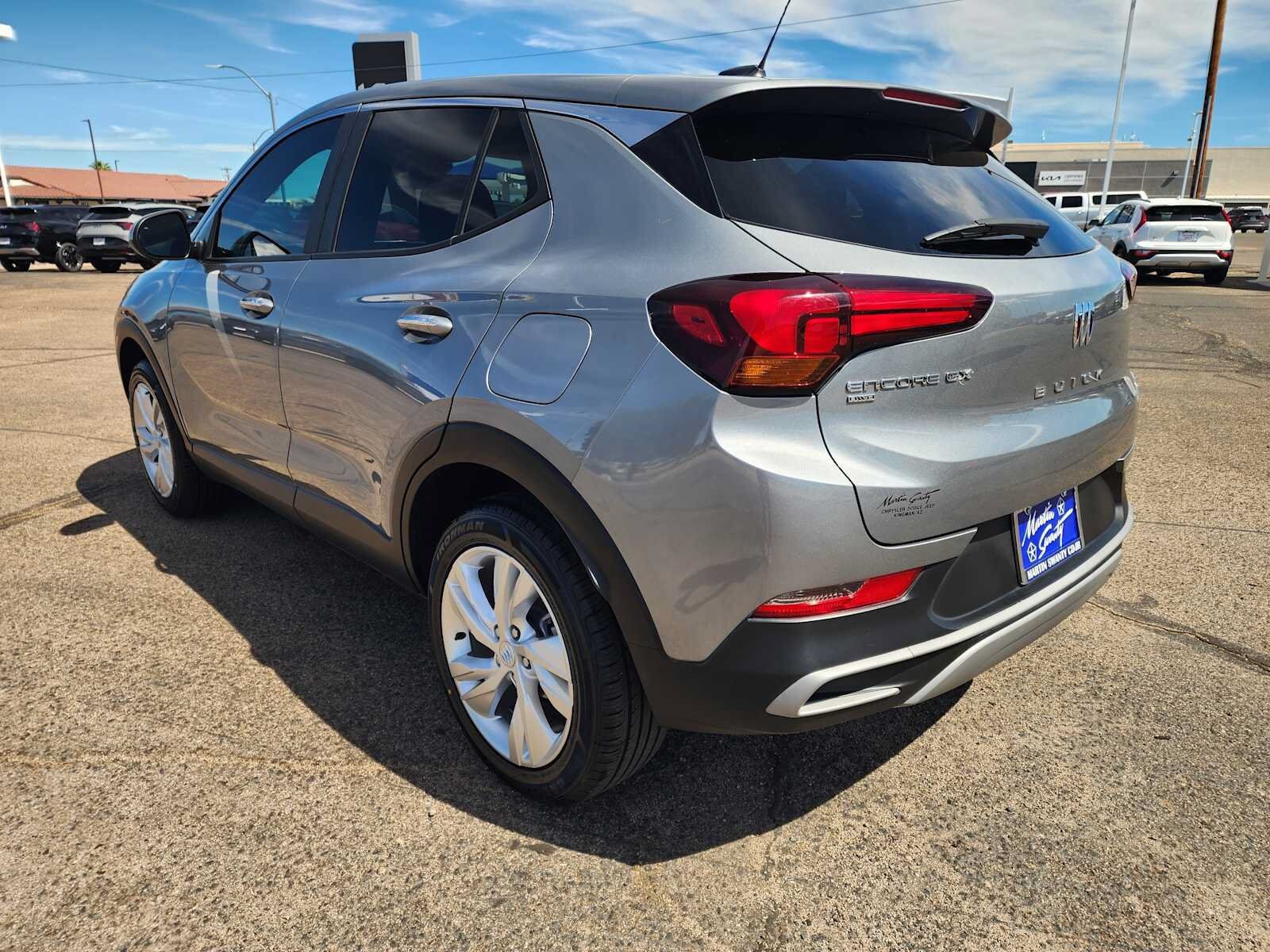 Used 2025 Buick Encore GX Preferred AWD/4WD image 5
