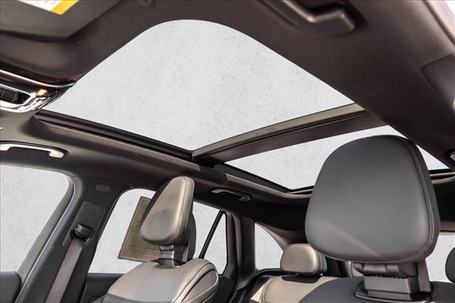 Certified 2026 Mercedes-Benz GLC 300 4MATIC image 13