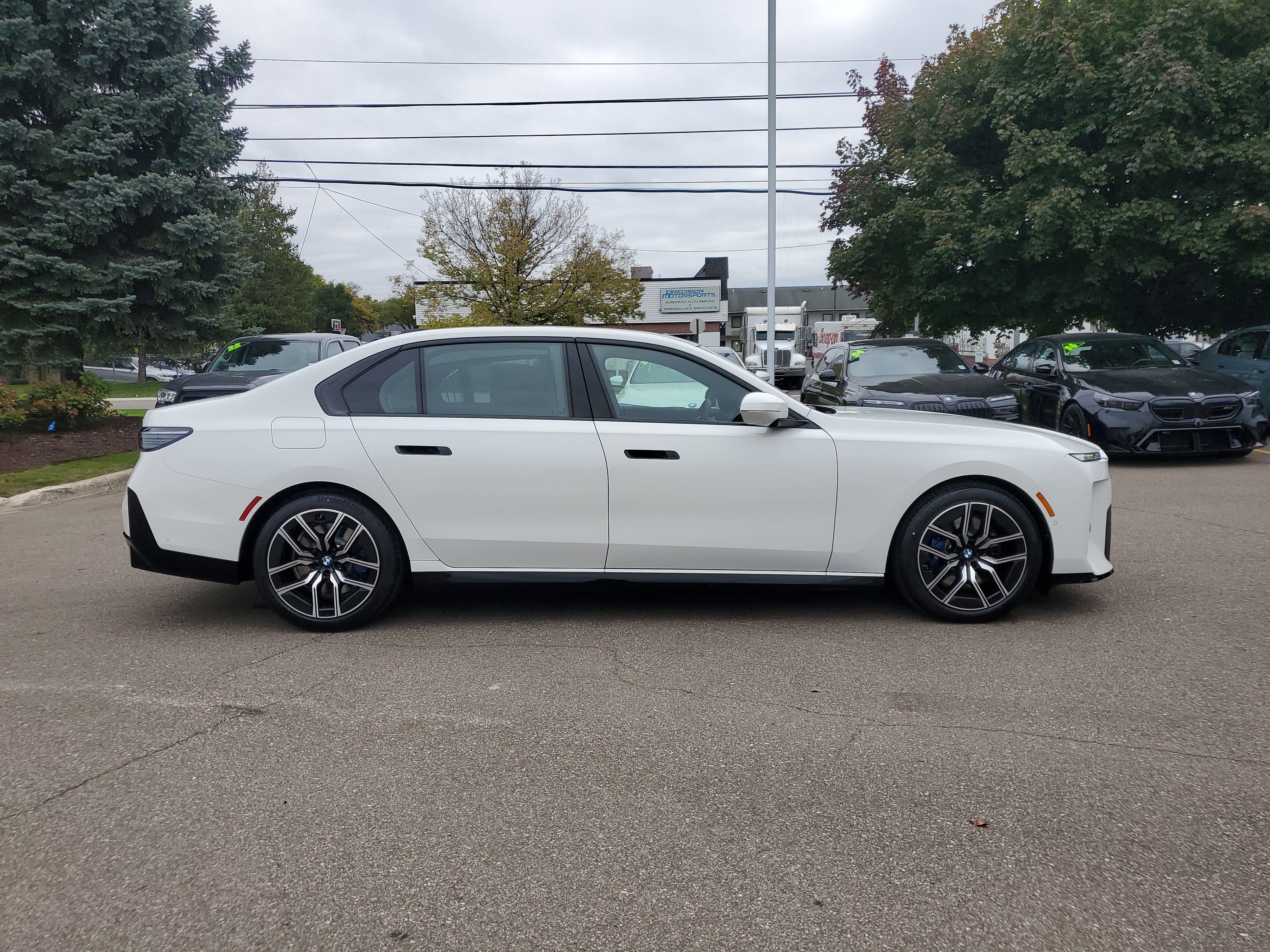 New 2027 BMW 740i xDrive w/ Executive Package AWD/4WD image 6