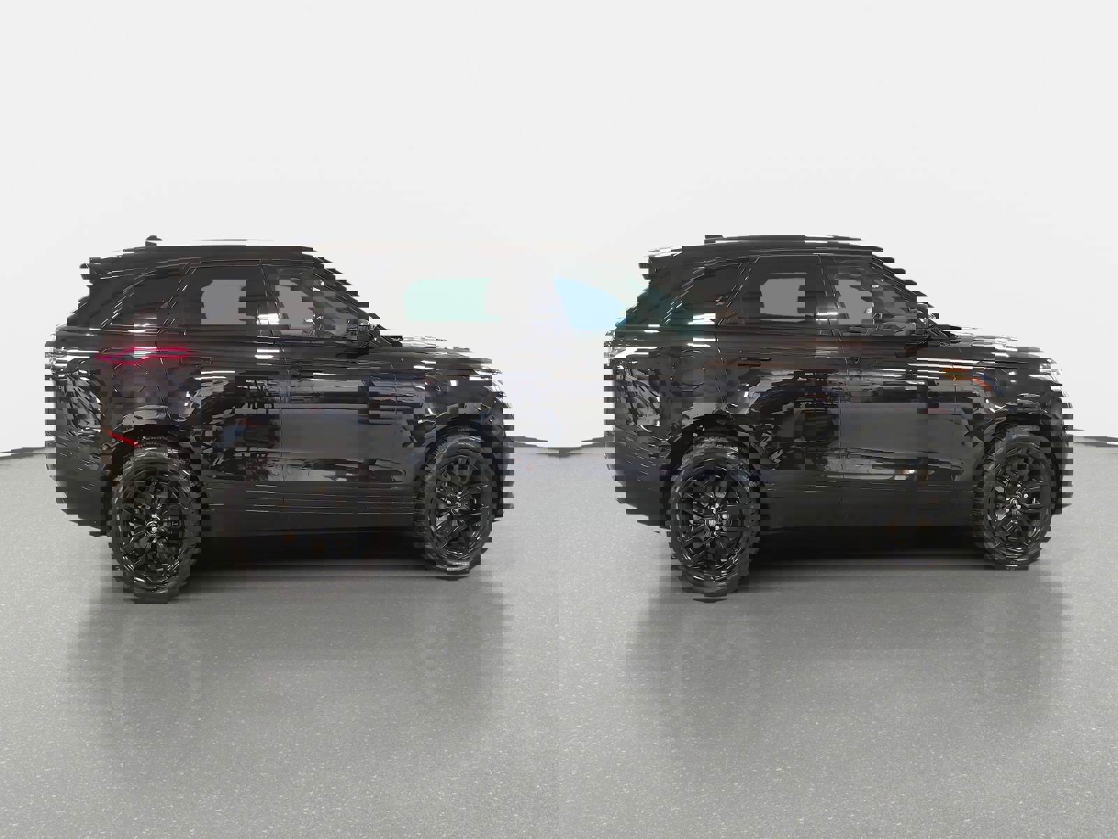 Used 2024 Land Rover Range Rover Velar Dynamic SE image 4