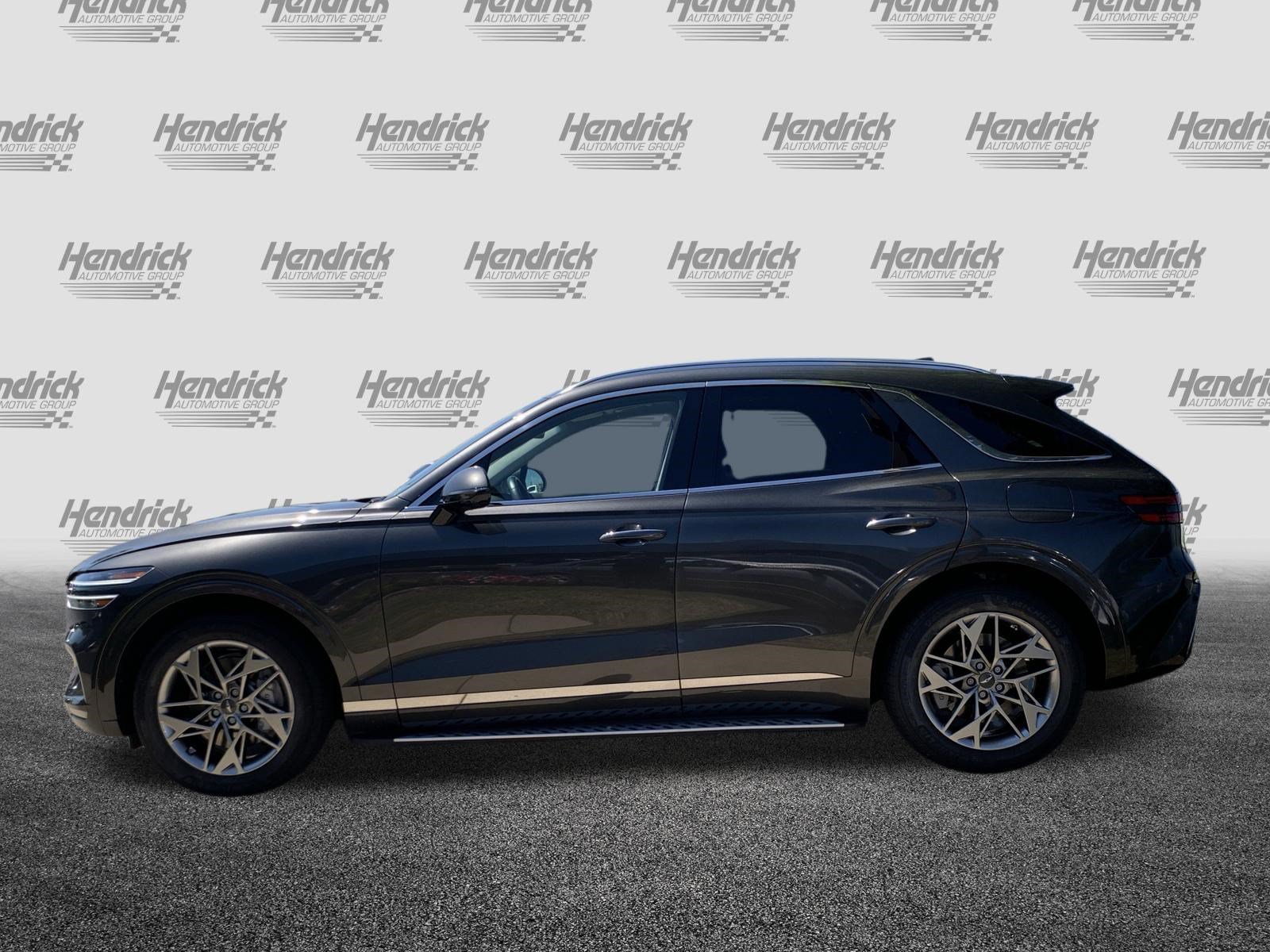 Used 2025 Genesis GV70 2.5T w/ Advanced Package AWD/4WD image 7