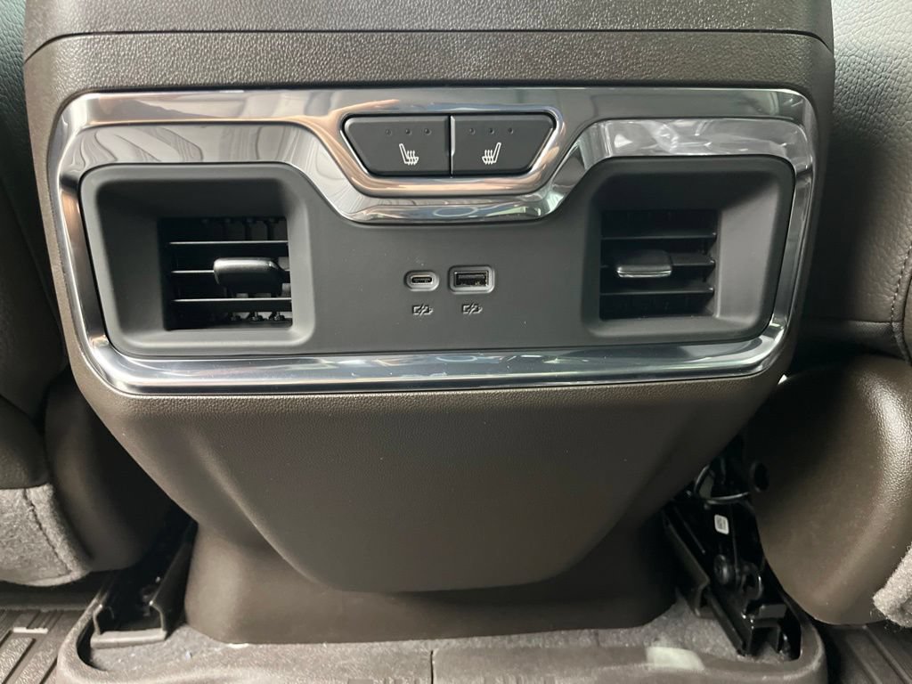 New 2026 GMC Sierra 2500 Denali w/ Denali Reserve Package AWD/4WD image 23