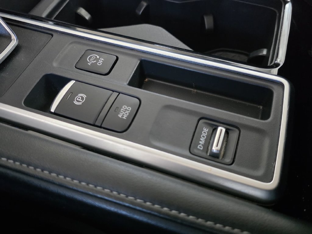 Used 2024 Nissan Pathfinder SV FWD image 20