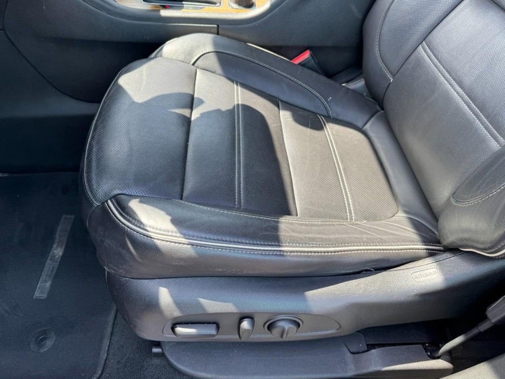 Used 2017 GMC Acadia Denali w/ Technology Package image 17