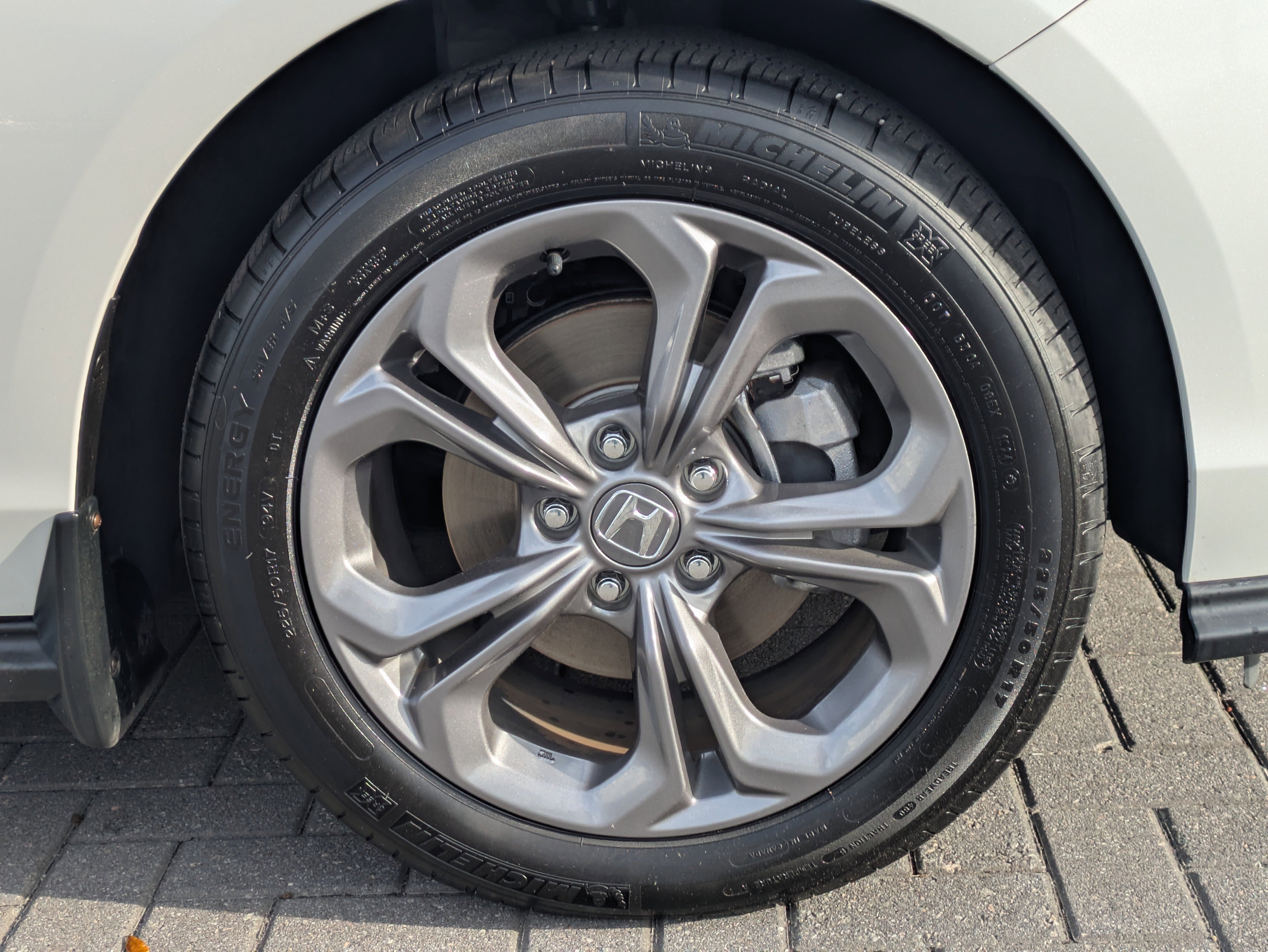 Certified 2024 Honda Accord EX image 22