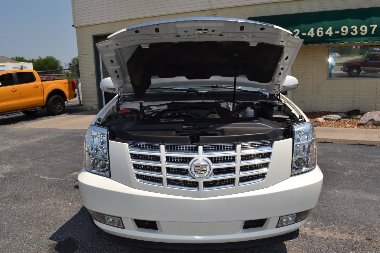 Used 2008 Cadillac Escalade EXT AWD/4WD image 50