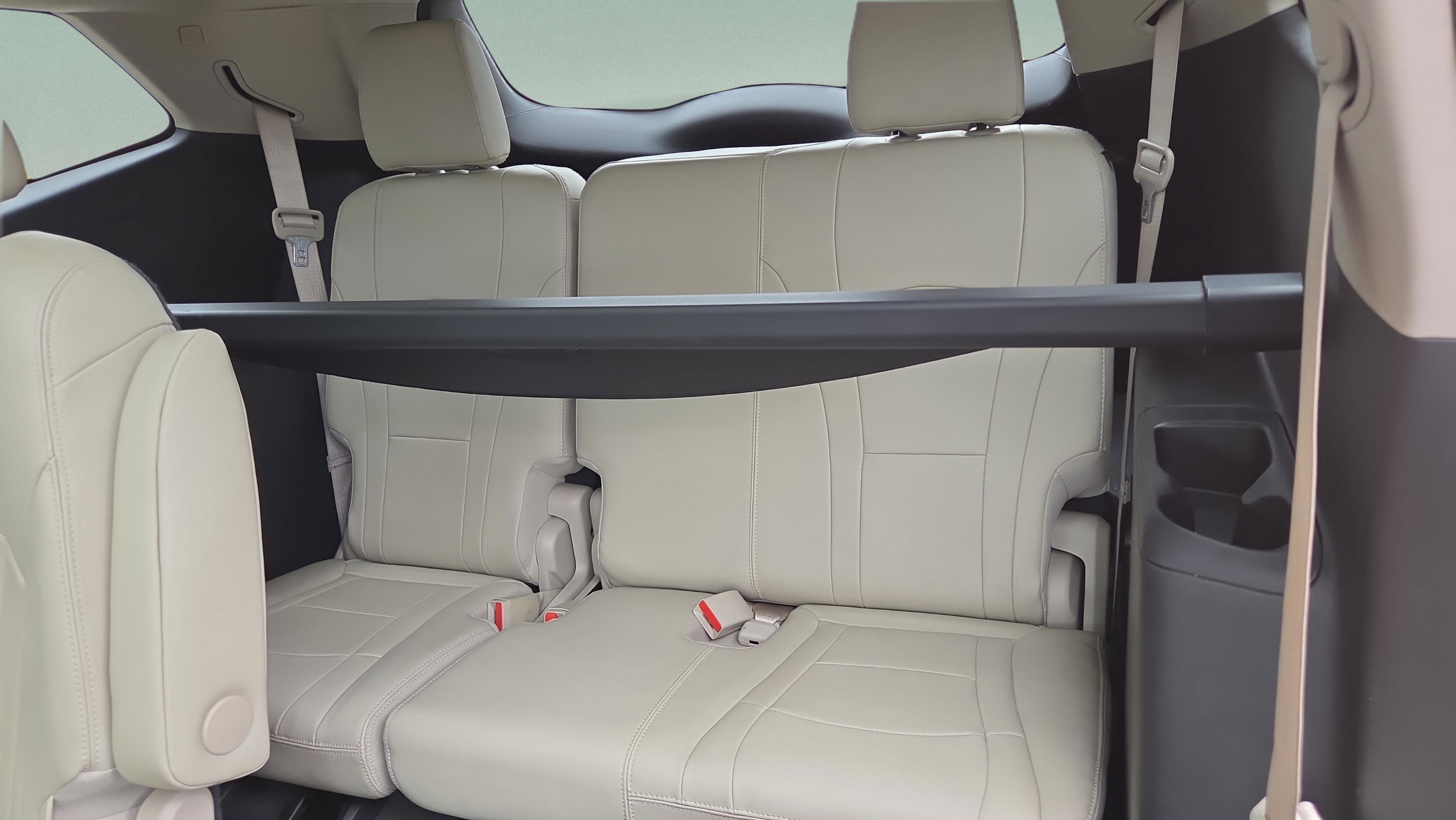 Used 2019 Buick Enclave Essence FWD image 12