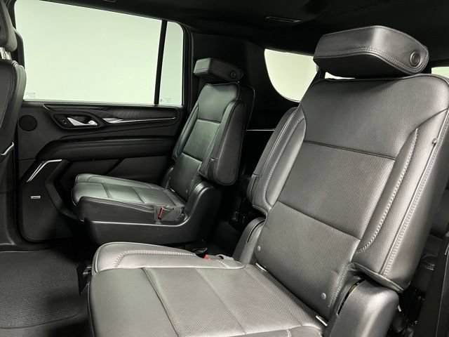 Used 2022 GMC Yukon XL Denali w/ Advanced Technology Package AWD/4WD image 44